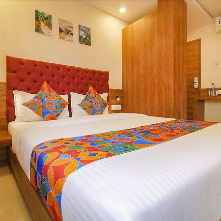 Fabhotel Peninsula - Nr Csmt Station Mumbai Dış mekan fotoğraf