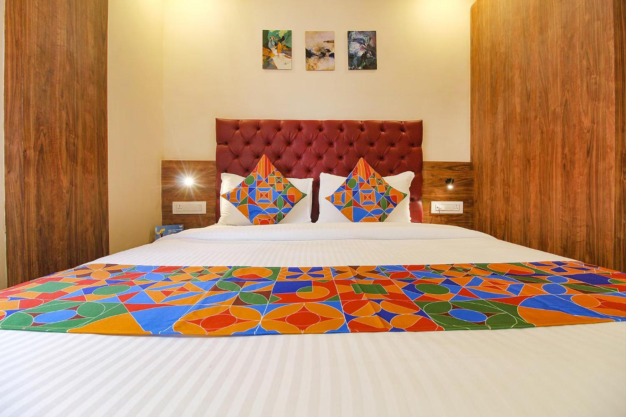 Fabhotel Peninsula - Nr Csmt Station Mumbai Dış mekan fotoğraf